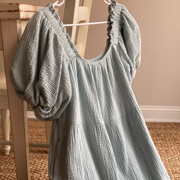 New: Mable Puff Sleeve Gauzy Cotton Midi Dress. Size Medium - Picture 3 of 11